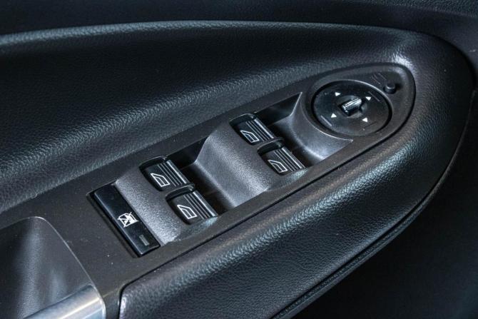 Ford Kuga II с пробегом 2013 года, цена 1 249 000 рублей, 189434 км, внедорожник, Автокод Объявления