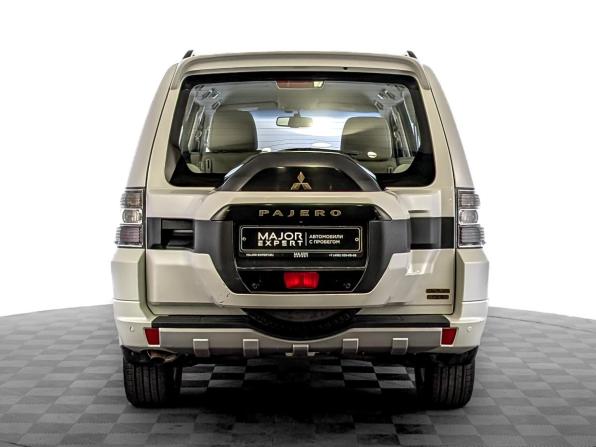 Mitsubishi Pajero IV Рестайлинг 2 с пробегом 2020 года, цена 3 440 000 рублей, 83350 км, внедорожник, Автокод Объявления