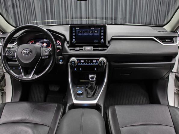 Toyota RAV4 V (XA50) с пробегом 2021 года, цена 3 449 000 рублей, 99640 км, внедорожник, Автокод Объявления
