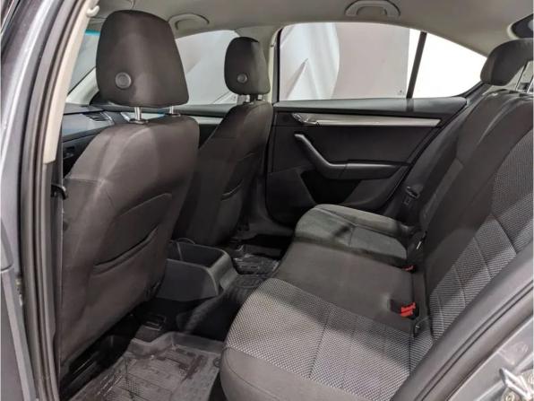 Skoda Octavia III (A7) с пробегом 2014 года, цена 1 215 000 рублей, 220000 км, лифтбек, Автокод Объявления