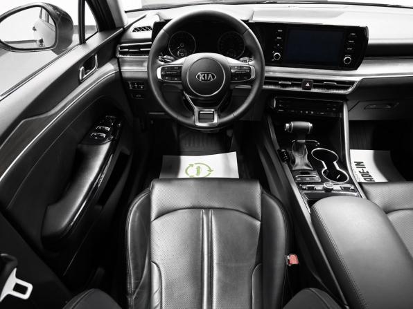 Kia K5 III с пробегом 2021 года, цена 2 295 000 рублей, 107460 км, седан, Автокод Объявления