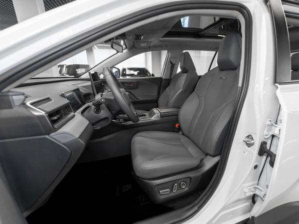 Toyota RAV4 VI (XA60) с пробегом 2026 года, цена 4 100 000 рублей, 30 км, внедорожник, Автокод Объявления