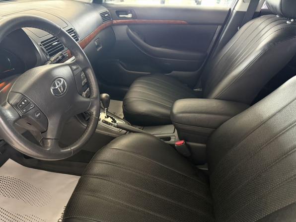 Toyota Avensis II Рестайлинг с пробегом 2008 года, цена 895 000 рублей, 175579 км, седан, Автокод Объявления