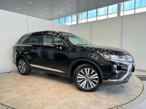Mitsubishi Outlander III Рестайлинг 3 с пробегом 2020 года, цена 2 300 000 рублей, 65417 км, внедорожник, Автокод Объявления