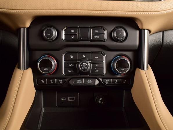 Chevrolet Tahoe V с пробегом 2022 года, цена 10 749 995 рублей, 37238 км, внедорожник, Автокод Объявления