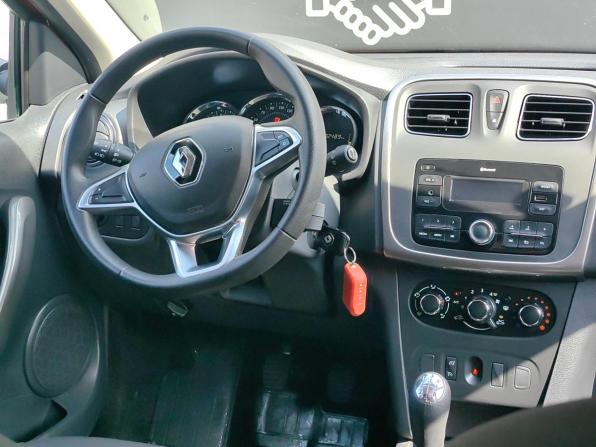 Renault Sandero II Рестайлинг с пробегом 2019 года, цена 1 100 000 рублей, 72000 км, хэтчбек, Автокод Объявления