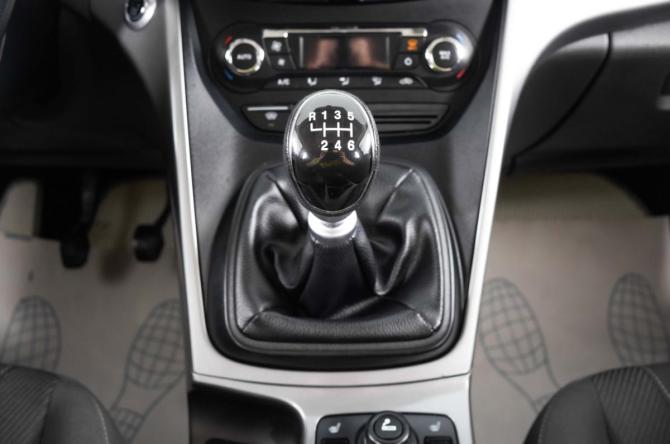 Ford Kuga II с пробегом 2014 года, цена 1 359 000 рублей, 187779 км, внедорожник, Автокод Объявления