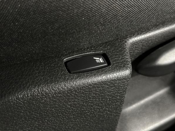 Renault Sandero II с пробегом 2018 года, цена 1 229 900 рублей, 57904 км, хэтчбек, Автокод Объявления