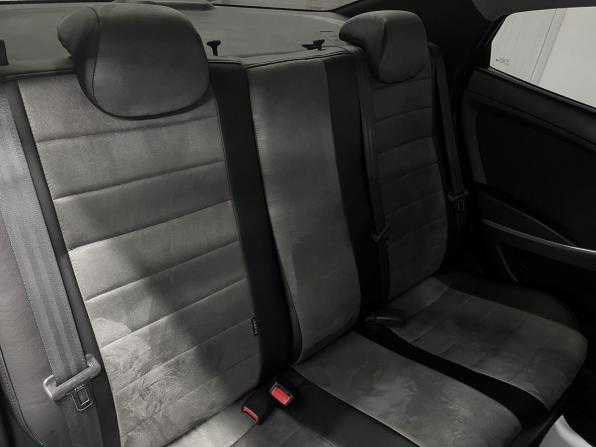 Hyundai Solaris I Рестайлинг с пробегом 2015 года, цена 975 000 рублей, 157578 км, седан, Автокод Объявления