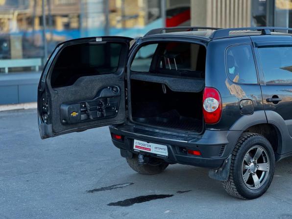 Chevrolet Niva I Рестайлинг с пробегом 2020 года, цена 799 000 рублей, 92563 км, внедорожник, Автокод Объявления