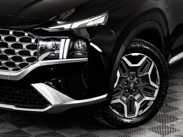 Hyundai Santa Fe IV Рестайлинг с пробегом 2021 года, цена 3 799 000 рублей, 85332 км, внедорожник, Автокод Объявления