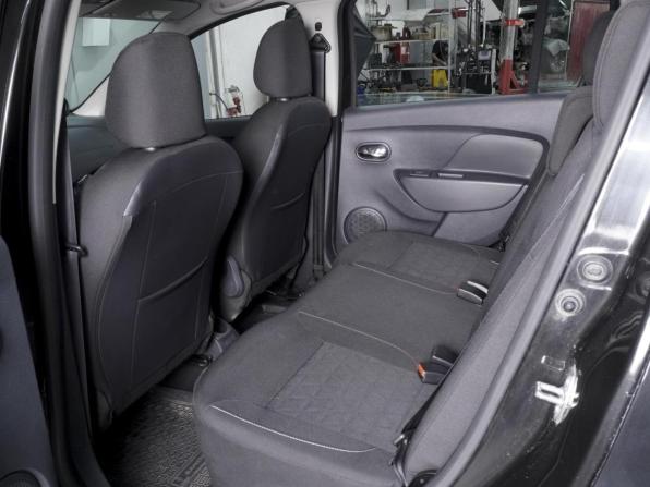 Renault Sandero II с пробегом 2016 года, цена 970 000 рублей, 59000 км, хэтчбек, Автокод Объявления