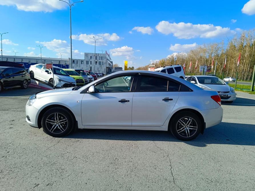 Chevrolet Cruze I Рестайлинг Тюмень  - изображение 4