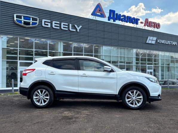 Nissan Qashqai II с пробегом 2017 года, цена 1 740 000 рублей, 124748 км, внедорожник, Автокод Объявления