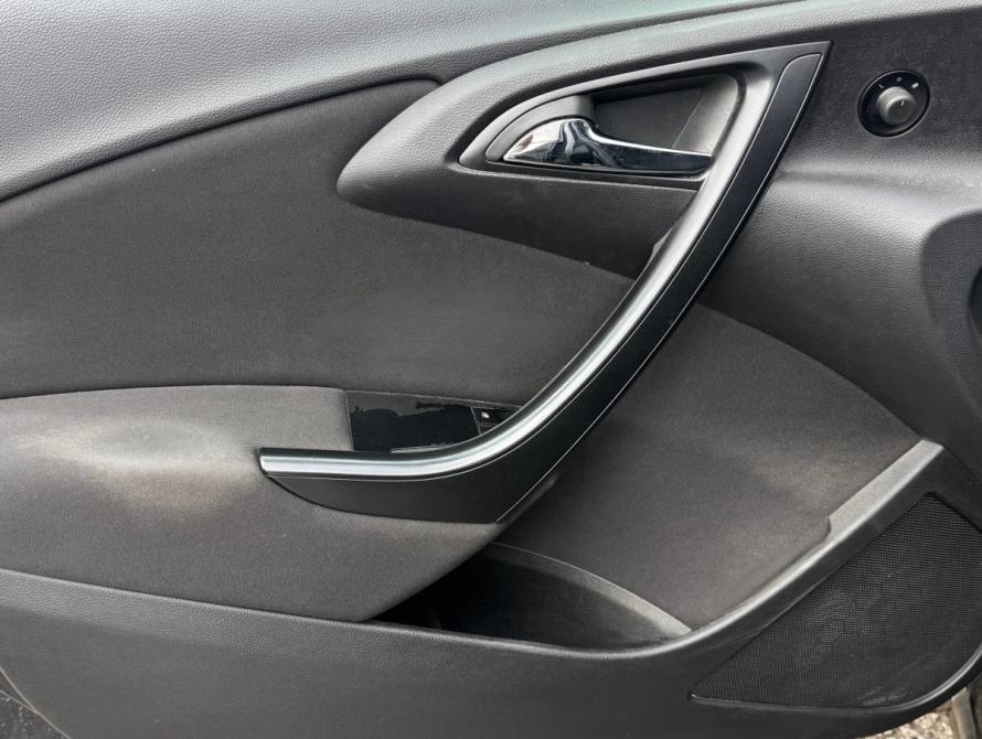 Opel Astra J Набережные Челны  - изображение 12