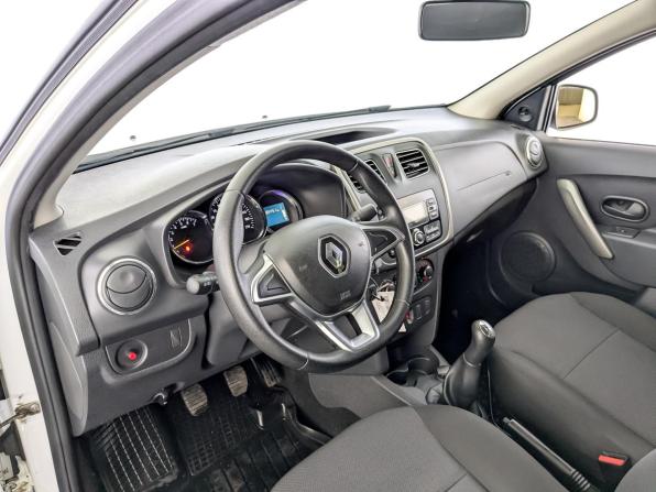 Renault Logan II с пробегом 2018 года, цена 870 000 рублей, 85446 км, седан, Автокод Объявления
