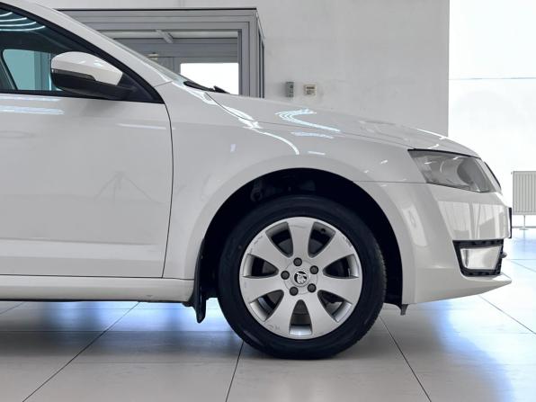 Skoda Octavia III (A7) с пробегом 2014 года, цена 1 299 000 рублей, 207908 км, лифтбек, Автокод Объявления