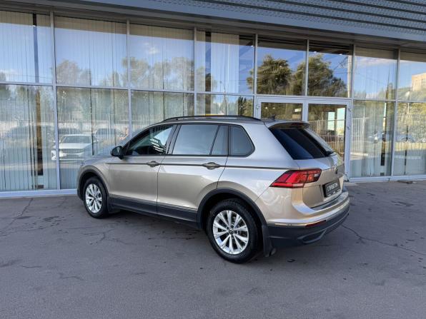 Volkswagen Tiguan II Рестайлинг с пробегом 2021 года, цена 2 350 000 рублей, 142926 км, внедорожник, Автокод Объявления