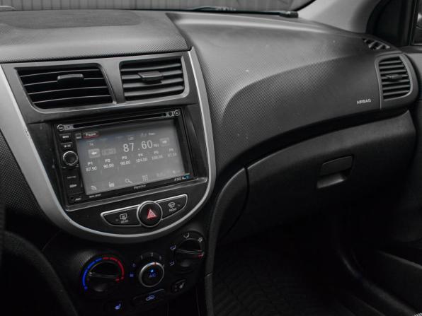 Hyundai Solaris I с пробегом 2014 года, цена 820 000 рублей, 219756 км, седан, Автокод Объявления