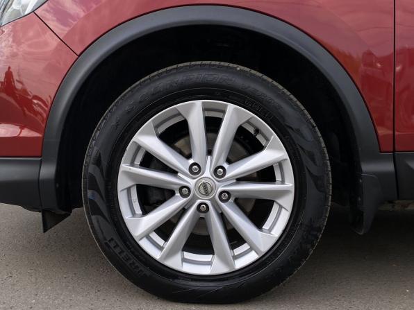 Nissan Qashqai II с пробегом 2018 года, цена 1 899 000 рублей, 80270 км, внедорожник, Автокод Объявления