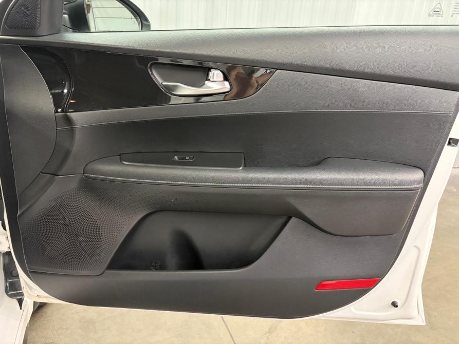 Kia Cerato IV Краснодар  - изображение 19
