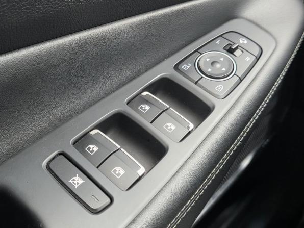 Hyundai Santa Fe IV с пробегом 2019 года, цена 3 350 000 рублей, 67296 км, внедорожник, Автокод Объявления
