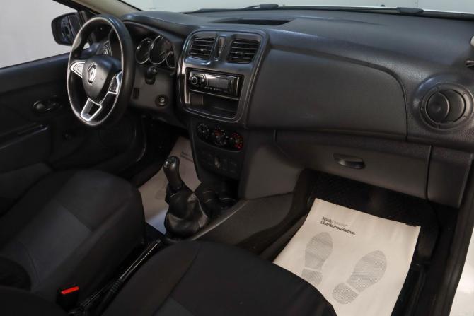 Renault Logan II Рестайлинг с пробегом 2019 года, цена 579 000 рублей, 151900 км, седан, Автокод Объявления