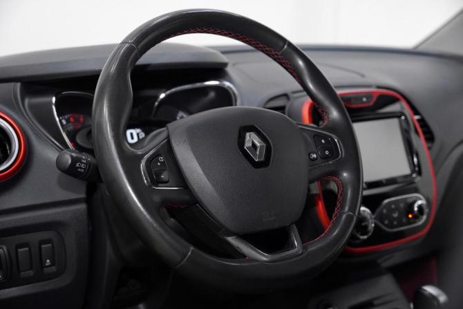 Renault Kaptur I с пробегом 2018 года, цена 1 099 000 рублей, 165000 км, внедорожник, Автокод Объявления