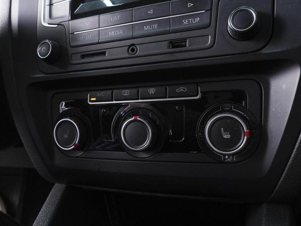 Volkswagen Jetta VI Рестайлинг с пробегом 2016 года, цена 1 210 000 рублей, 166539 км, седан, Автокод Объявления
