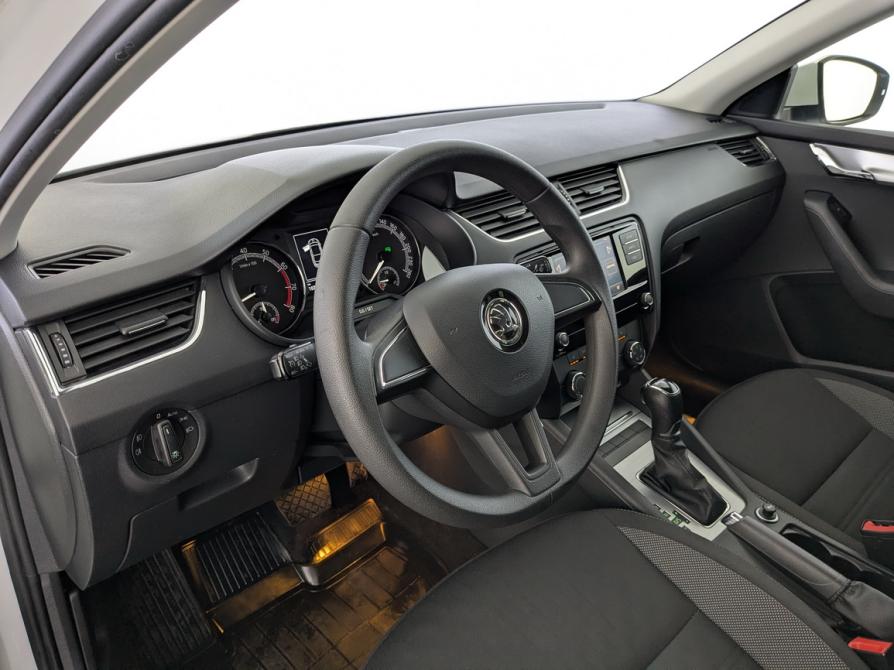 Skoda Octavia III (A7) Рестайлинг Москва  - изображение 16