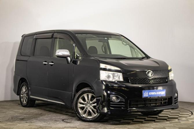Toyota Voxy II (R70) Рестайлинг с пробегом 2012 года, цена 1 329 000 рублей, 325993 км, минивэн, Автокод Объявления