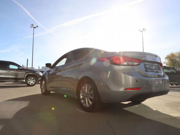 Hyundai Elantra V (MD) Рестайлинг с пробегом 2015 года, цена 800 000 рублей, 204192 км, седан, Автокод Объявления
