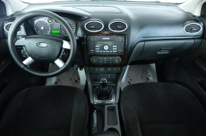 Ford Focus II с пробегом 2006 года, цена 549 000 рублей, 279412 км, хэтчбек, Автокод Объявления