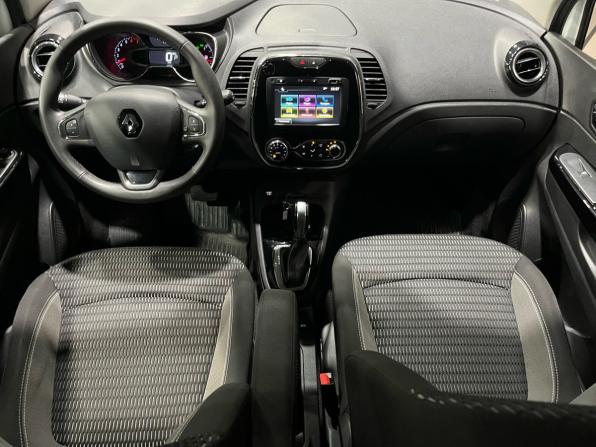 Renault Kaptur I с пробегом 2017 года, цена 1 470 000 рублей, 115166 км, внедорожник, Автокод Объявления