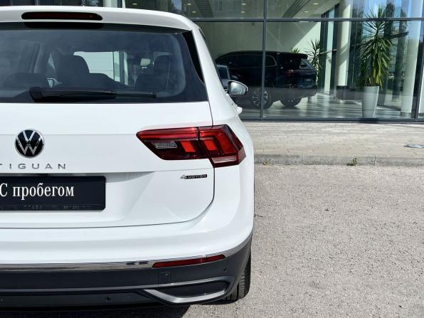 Volkswagen Tiguan II Рестайлинг с пробегом 2021 года, цена 3 220 000 рублей, 33390 км, внедорожник, Автокод Объявления