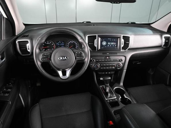 Kia Sportage IV Рестайлинг с пробегом 2018 года, цена 2 169 000 рублей, 104237 км, внедорожник, Автокод Объявления