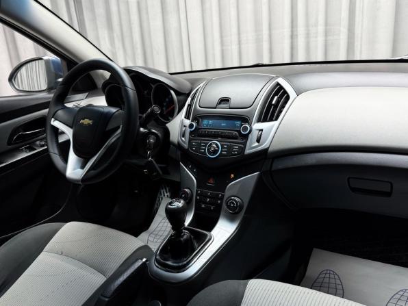 Chevrolet Cruze I Рестайлинг с пробегом 2013 года, цена 829 000 рублей, 92909 км, седан, Автокод Объявления