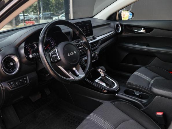 Kia Cerato IV Рестайлинг с пробегом 2021 года, цена 2 150 000 рублей, 92421 км, седан, Автокод Объявления
