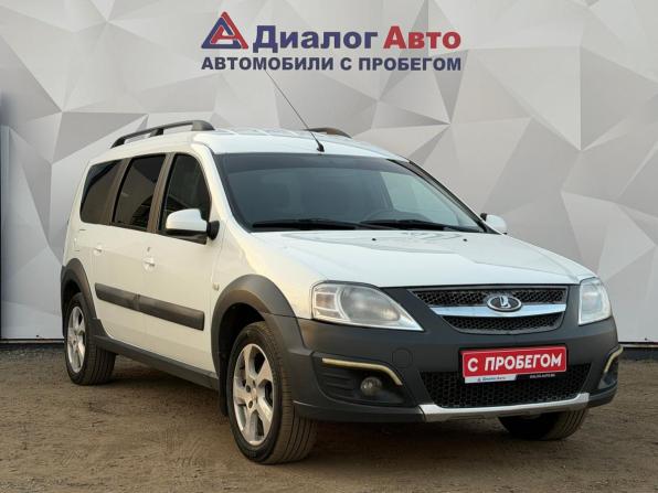 Lada (ВАЗ) Largus I с пробегом 2017 года, цена 785 000 рублей, 157241 км, универсал, Автокод Объявления