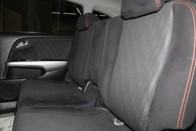 Honda Stream II Рестайлинг с пробегом 2011 года, цена 1 299 000 рублей, 124003 км, компактвэн, Автокод Объявления