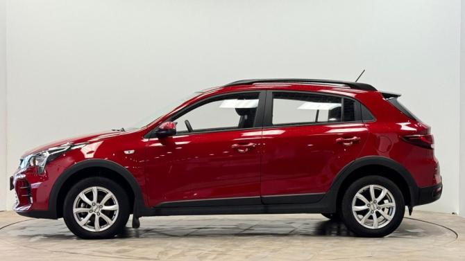 Kia Rio IV Рестайлинг с пробегом 2021 года, цена 1 860 000 рублей, 6263 км, хэтчбек, Автокод Объявления