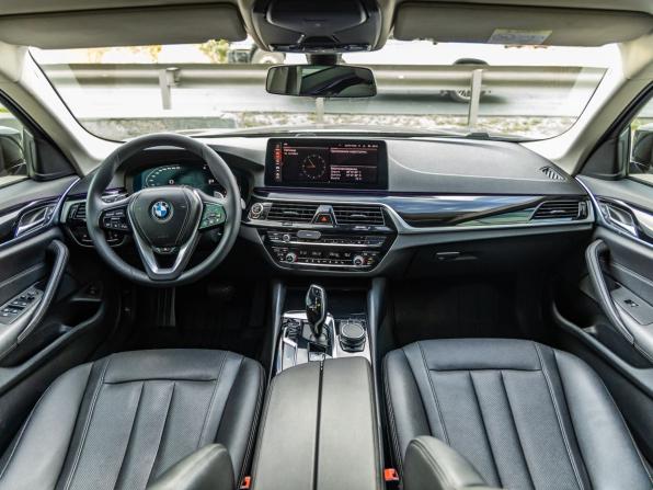 BMW 5 серии VII (G30/G31/G38) Рестайлинг с пробегом 2021 года, цена 3 598 000 рублей, 170088 км, седан, Автокод Объявления