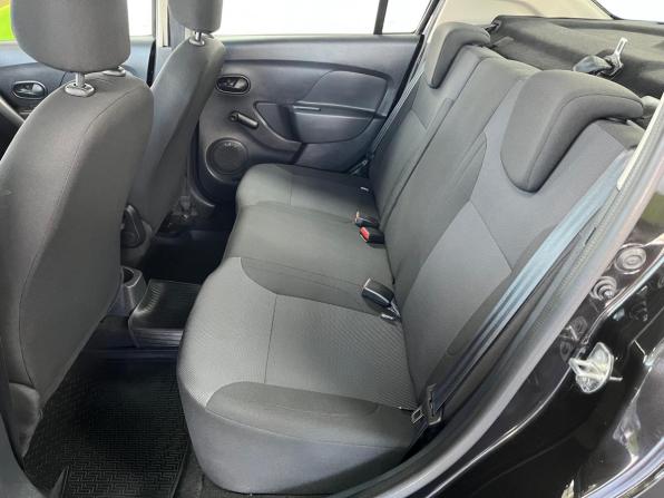 Renault Logan II Рестайлинг с пробегом 2021 года, цена 1 108 000 рублей, 56552 км, седан, Автокод Объявления
