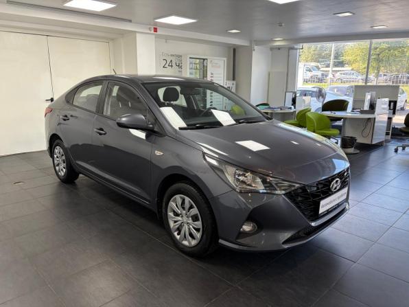 Hyundai Solaris II Рестайлинг с пробегом 2021 года, цена 1 468 000 рублей, 70705 км, седан, Автокод Объявления