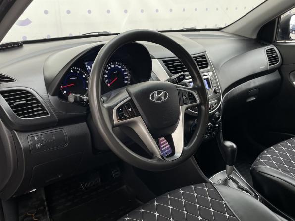 Hyundai Solaris I с пробегом 2014 года, цена 850 000 рублей, 167178 км, седан, Автокод Объявления