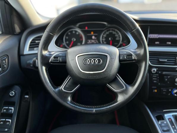 Audi A4 IV (B8) Рестайлинг с пробегом 2013 года, цена 1 050 000 рублей, 243322 км, седан, Автокод Объявления