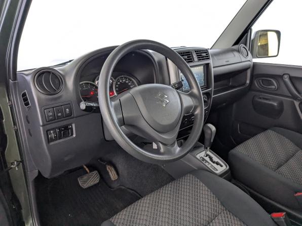 Suzuki Jimny III Рестайлинг 2 с пробегом 2018 года, цена 1 855 000 рублей, 51653 км, внедорожник, Автокод Объявления
