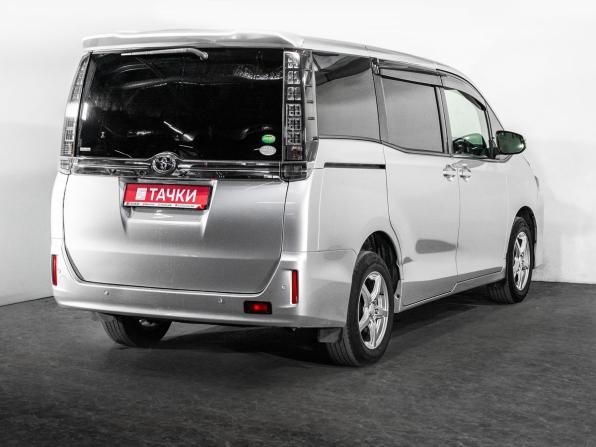 Toyota Voxy III (R80) с пробегом 2014 года, цена 1 629 500 рублей, 132585 км, минивэн, Автокод Объявления