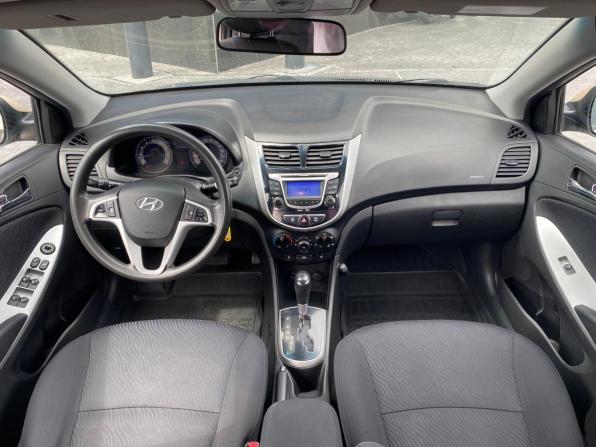 Hyundai Solaris I с пробегом 2012 года, цена 649 000 рублей, 319591 км, седан, Автокод Объявления