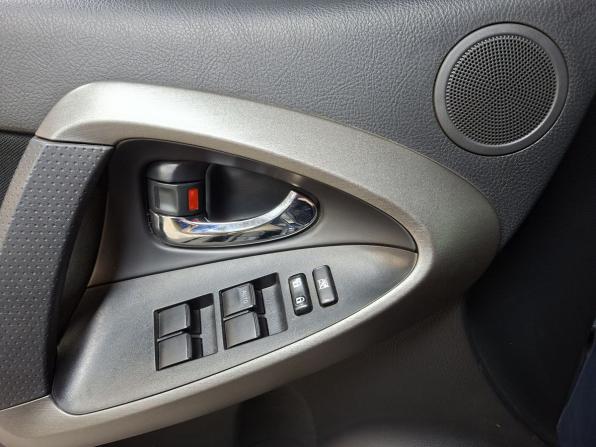 Toyota RAV4 III (XA30) Рестайлинг с пробегом 2011 года, цена 1 279 000 рублей, 223043 км, внедорожник, Автокод Объявления